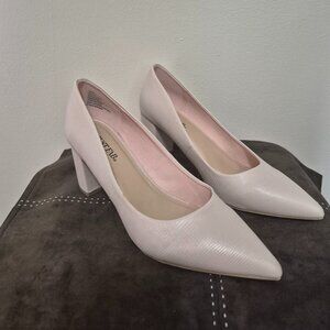 JustFab Cream Pointed-Toe Block Heel Pumps